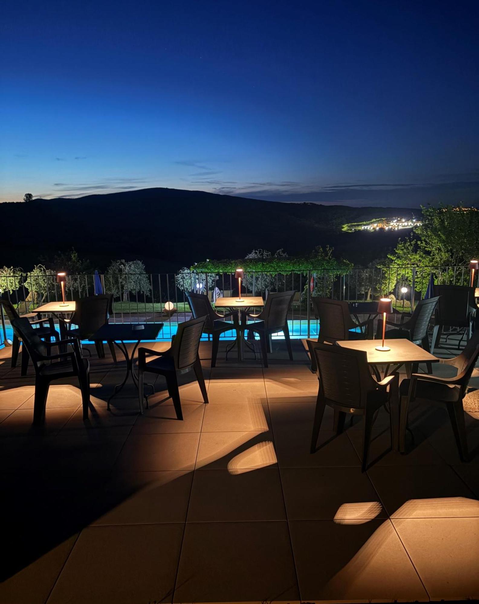 Bed and Breakfast Antico Borgo Il Cardino Сан-Джиминьяно Экстерьер фото